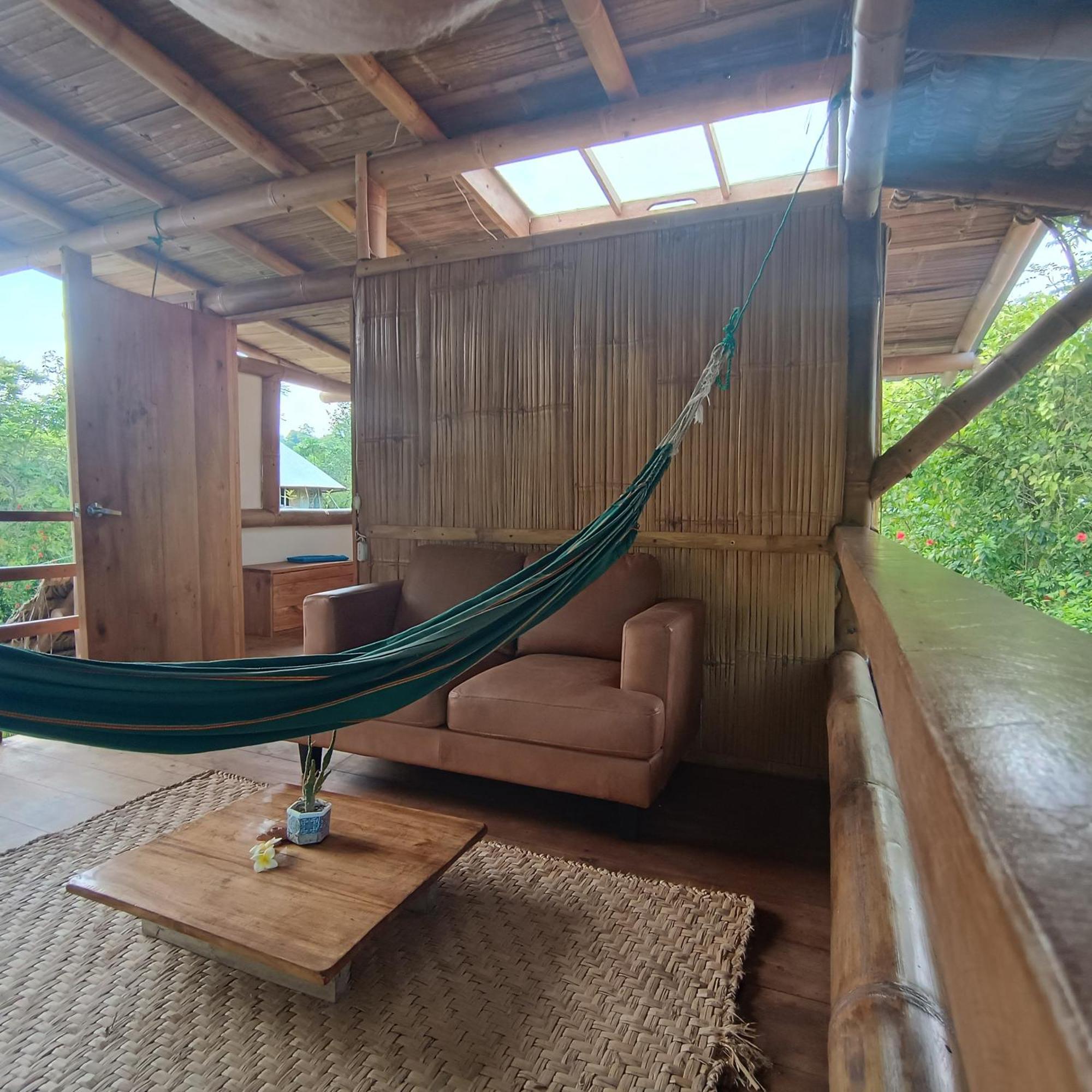 Maracumbo Lodge Mompiche Exterior foto